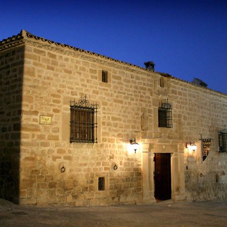 Palacio Las Manillas Sabiote Exterior photo